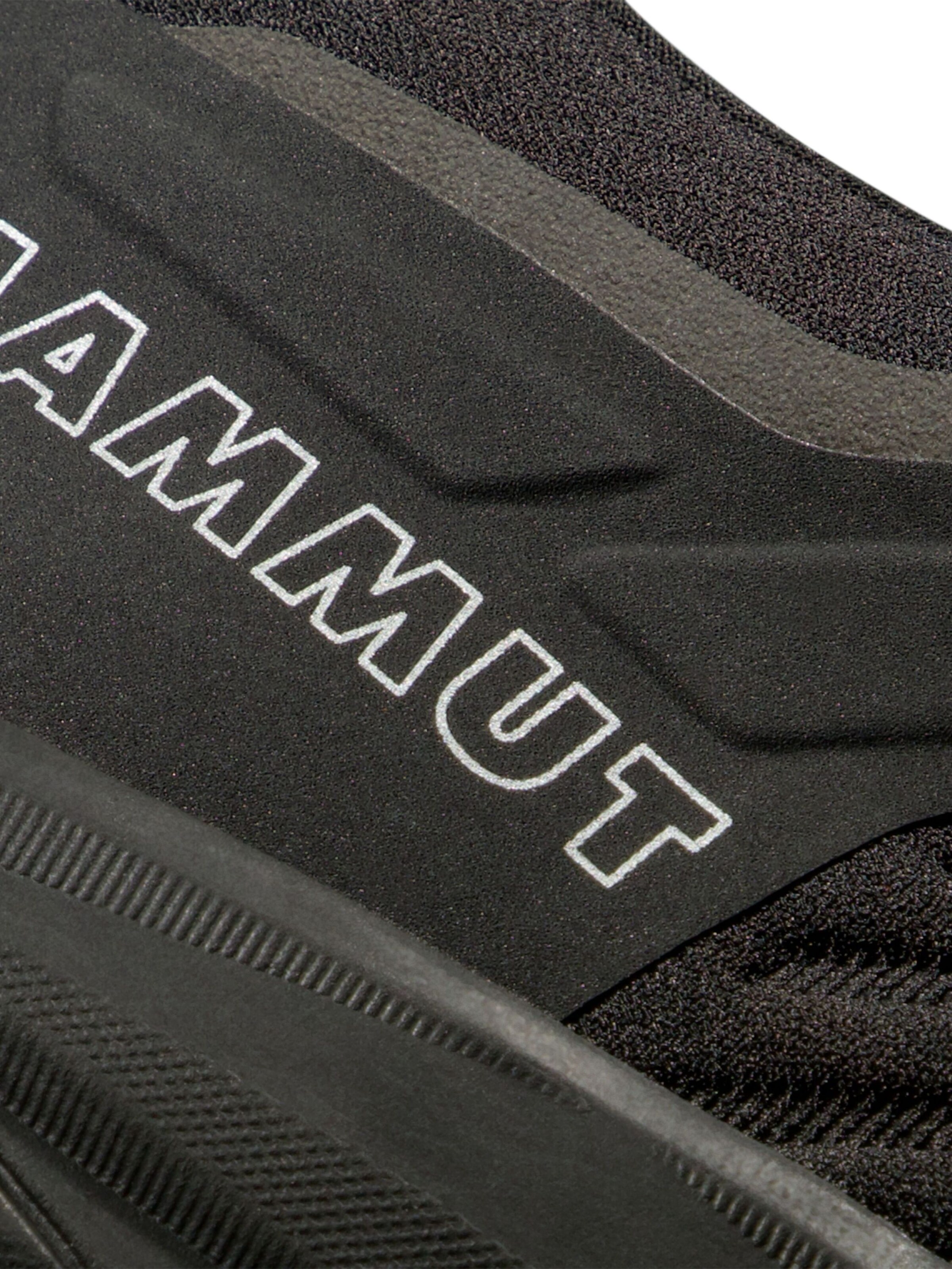 MAMMUT Flats 'Ultimate III' in Black