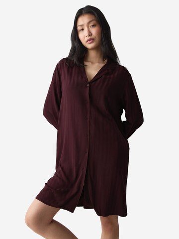 Chemise de nuit ' Red Label Amourette Jacquard ' TRIUMPH en rouge : devant