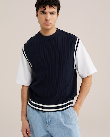 WE Fashion Spencer in Blauw: voorkant