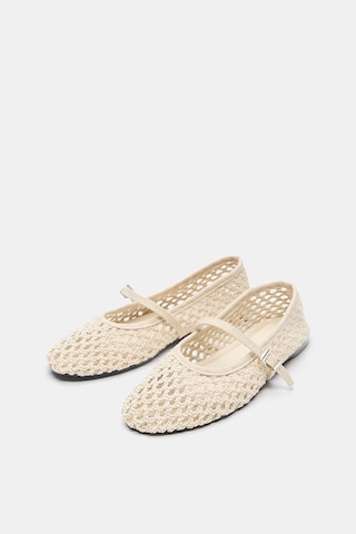 Pull&Bear Ballet Flats with Strap in Beige