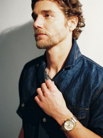 FOSSIL Analogt ur i guld