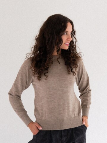 KOPYTO Sweater 'TANUKI' in Beige