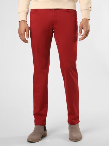 BRAX Regular Broek 'Cadiz' in Rood: voorkant