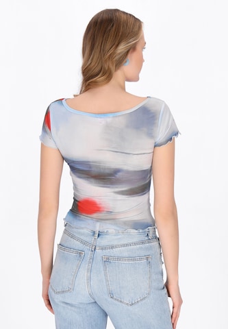 T-shirt 'Young Fashion' MYMO en rouge