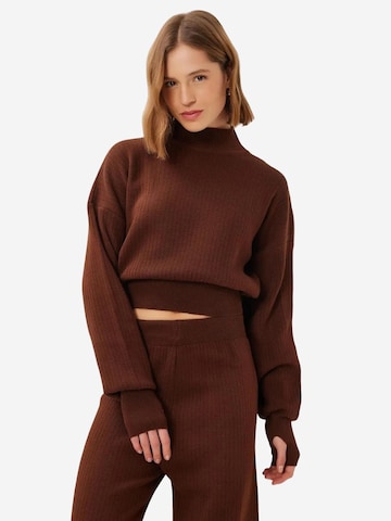 Completo pantalone di Happiness İstanbul in marrone