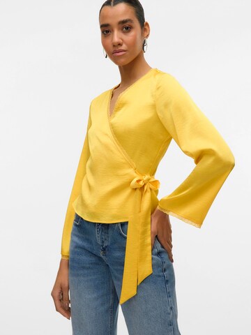 VERO MODA Blouse 'VMSofia' in Geel