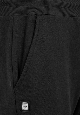 Redbridge Regular Pants 'Crawley' in Black