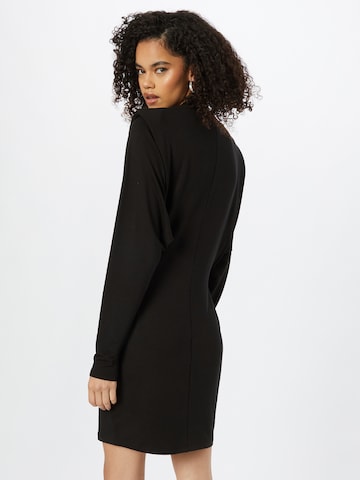 Robe 'Emilia' ABOUT YOU x INNA en noir