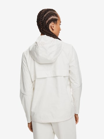 ESPRIT Between-Season Jacket in White