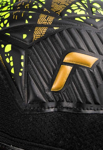 REUSCH Sporthandschoenen 'Attrakt Infinity Finger Support' in Goud