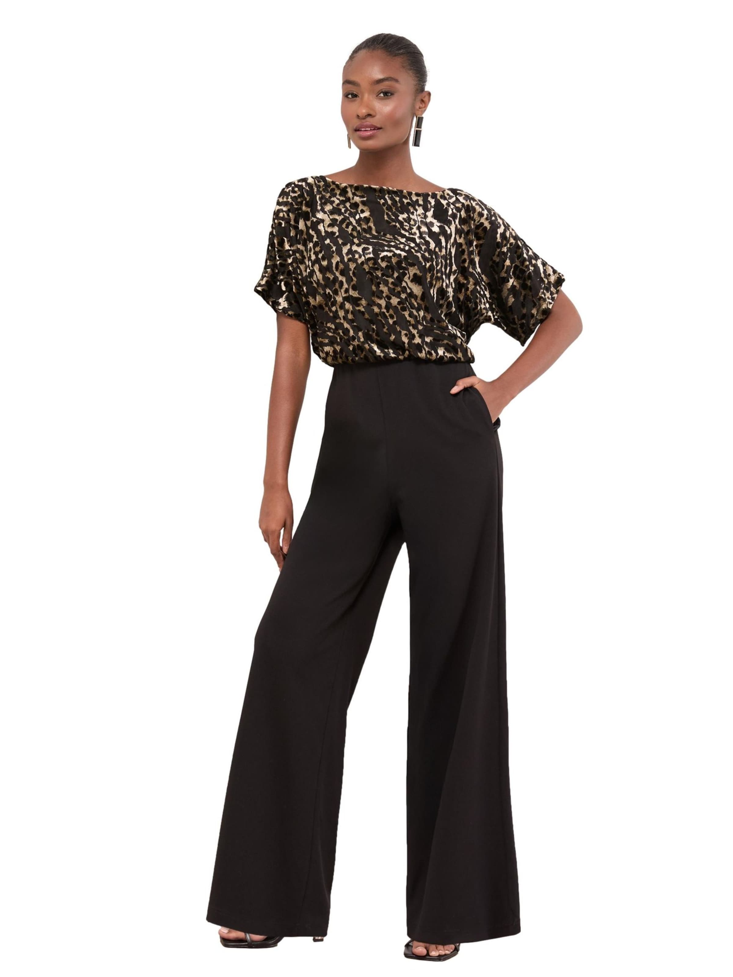 Lipsy Jumpsuit in Zwart: voorkant