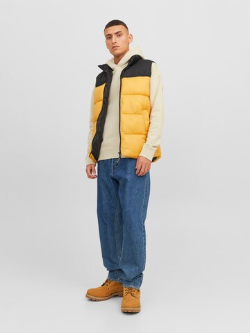 Gilet 'Toby' JACK & JONES en jaune