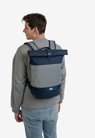 OAK25 Backpack 'Commute M' in Blue: front