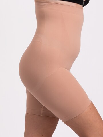 Lykkeland Atelier Shaping pant 'Alturra' in Beige