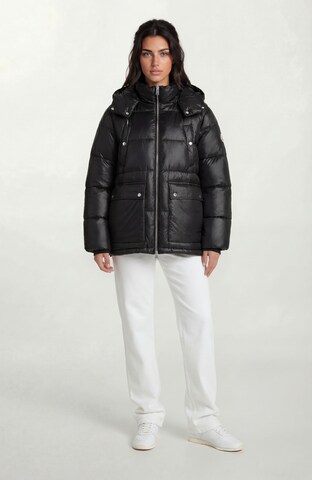 trueprodigy Zimní bunda 'Nathan F' – černá