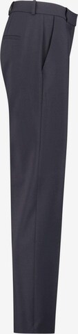 HUGO Red Slim fit Pleated Pants in Blue