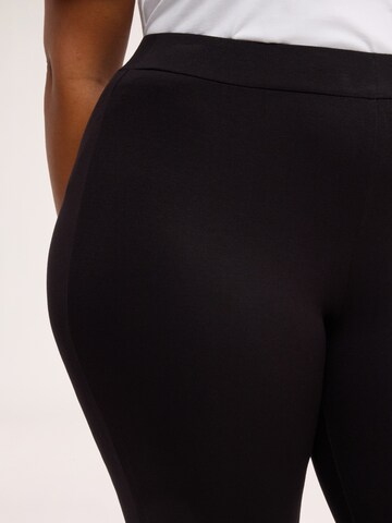 Skinny Pantaloni di Fiorella Rubino in nero
