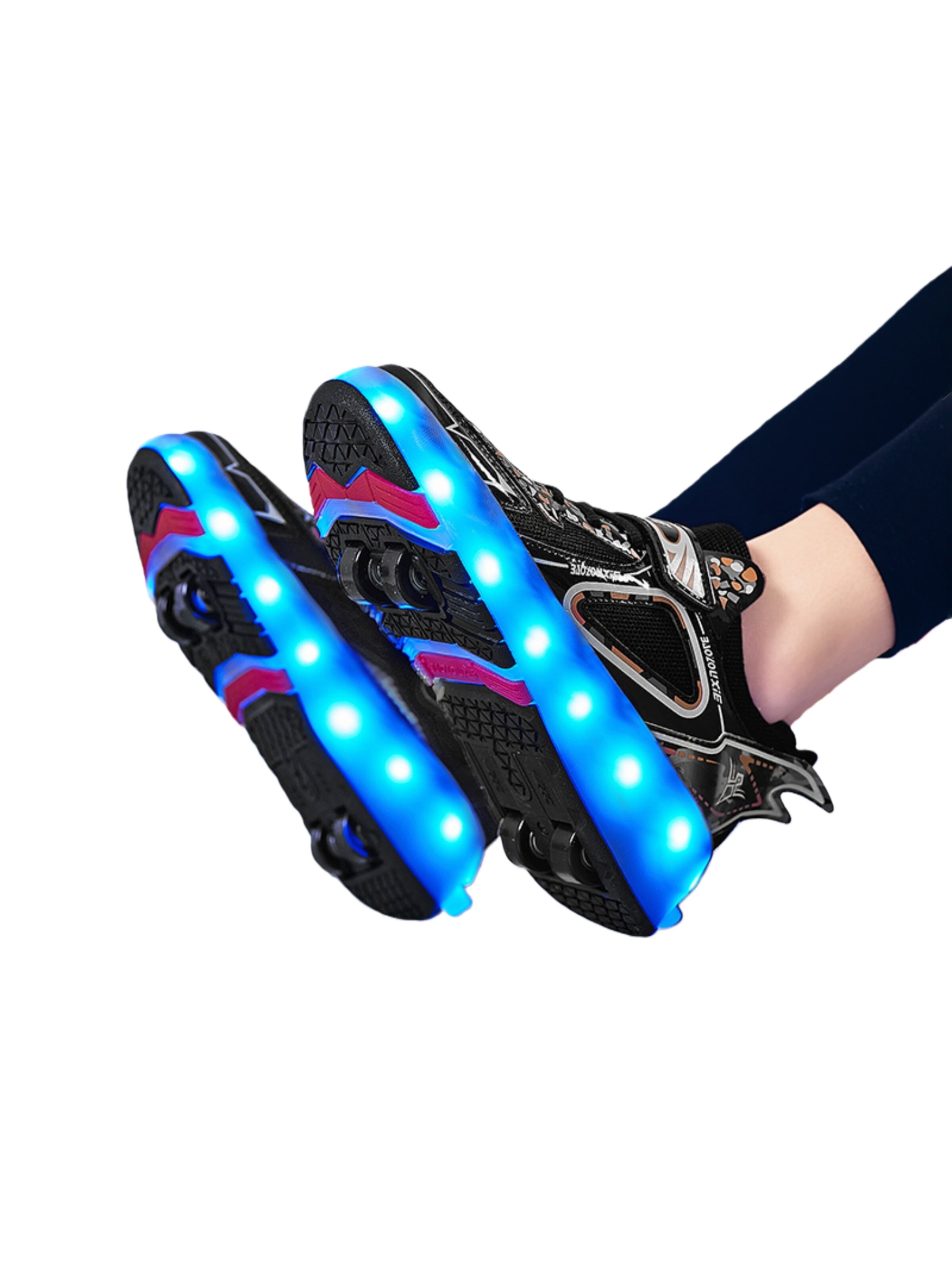 HUSKSWARE Inline and Roller Skates in Black