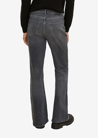 comma casual identity Flared Jeans in Grau: zadná strana