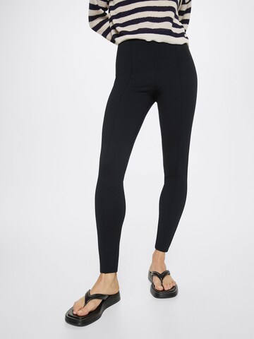 MANGO Skinny Leggings 'PUNTA' in Schwarz: predná strana