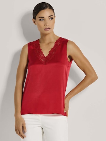 MADELEINE Top in Rood: voorkant