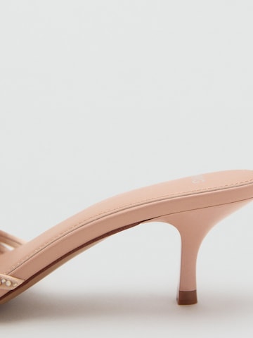 MANGO Muiltjes 'VELVET-A' in Beige