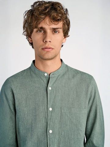 Lindbergh Slim fit Button Up Shirt in Green