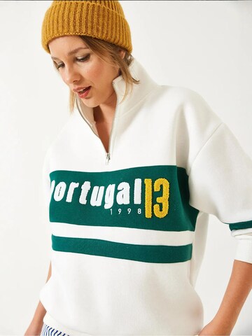 Bianco Lucci Sweatshirt in Weiß