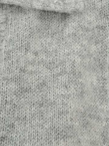 COMMA Pullover in Grau