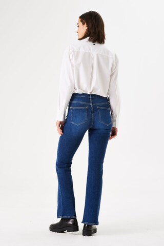 GARCIA Flared Jeans 'Celia' i blå