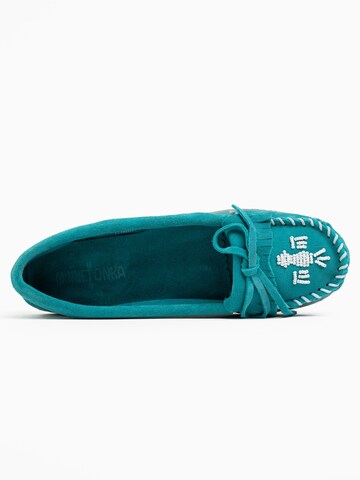 Minnetonka Mokassin 'Thunderbird Limited Edition' in Blau