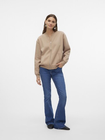 Veste de survêtement 'Lonnie' VERO MODA en marron