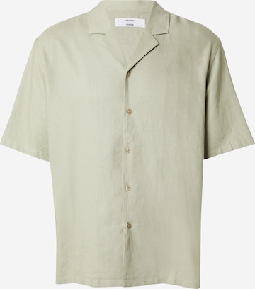 DAN FOX APPAREL - Ajuste regular Camisa 'Ryan' en verde: frente