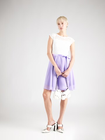 Robe de cocktail SWING en violet