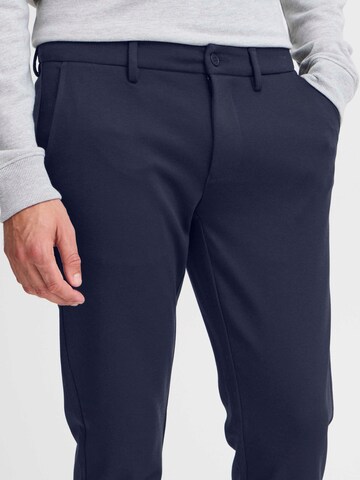 Slimfit Pantaloni chino 'Helmer' di BLEND in blu