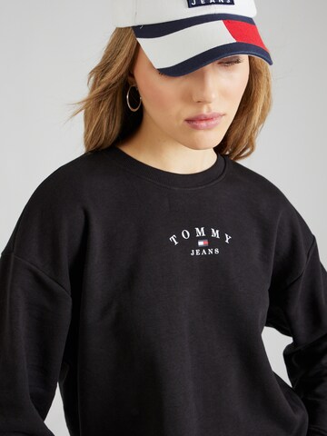 Tommy Jeans Sweatshirt 'ESSENTIAL' in Schwarz