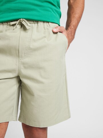 Regular Pantalon 'Emory 3604' minimum en vert