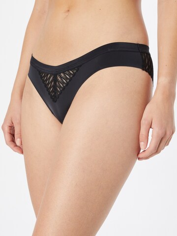 TRIUMPH Panty 'Aura' in Black: front