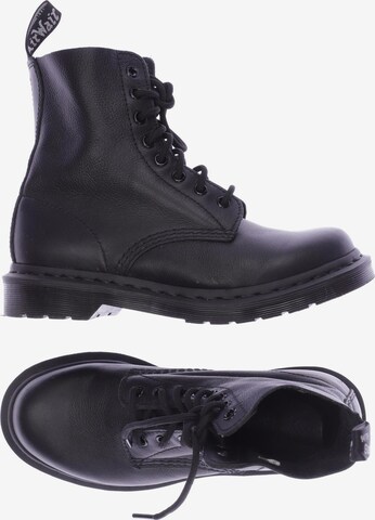 Dr. Martens Stiefel 38 in Schwarz: predná strana