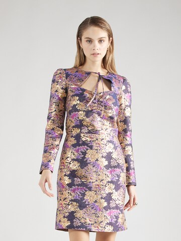 Robe rosemunde en violet : devant