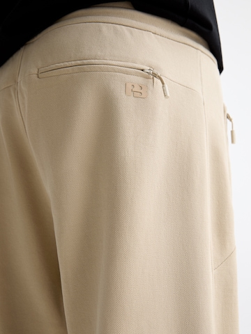 Pull&Bear Zúžený Kalhoty – béžová