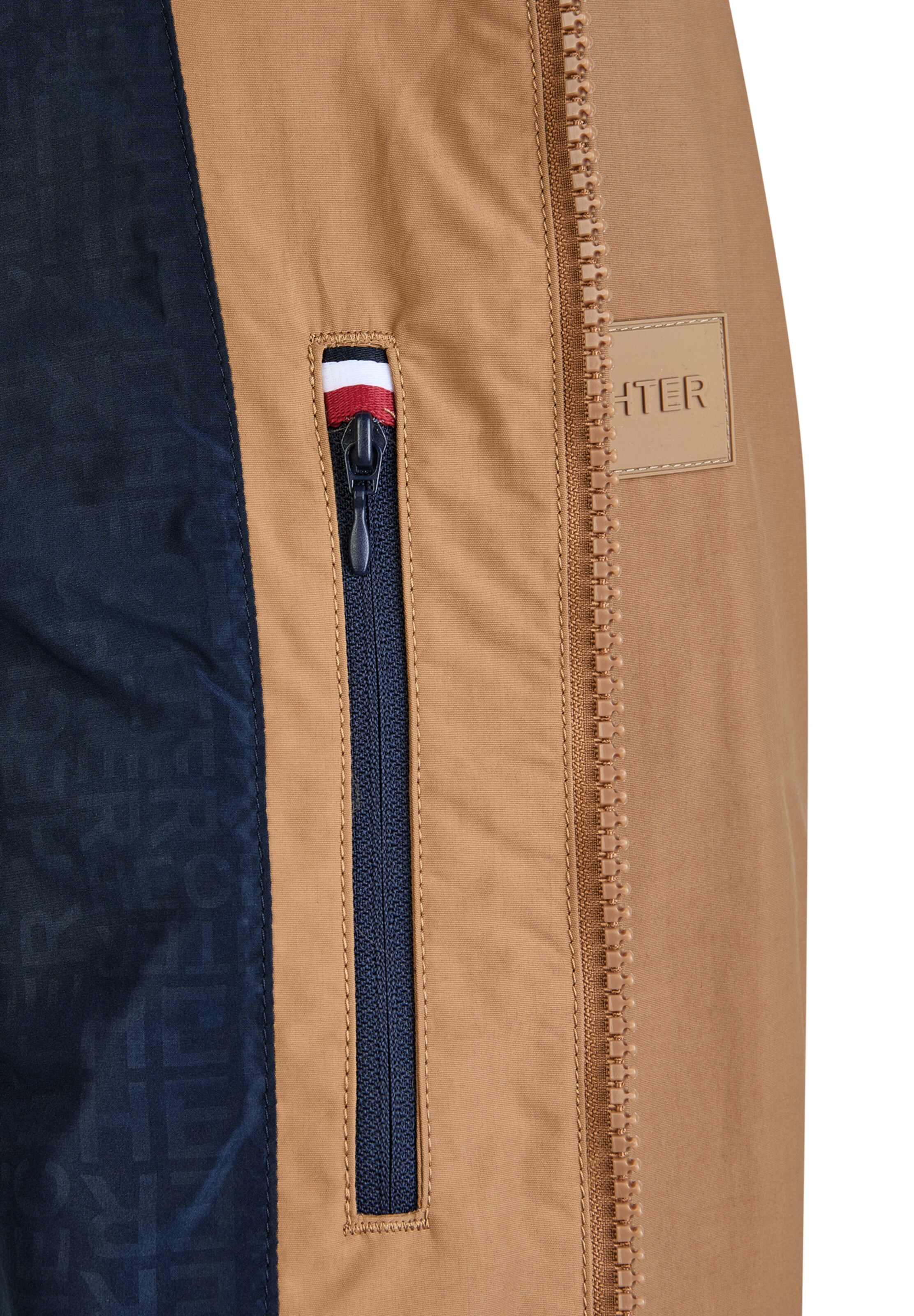 HECHTER PARIS Between-Season Jacket in Beige