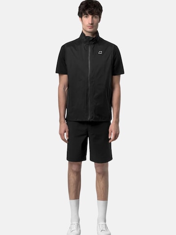 regular Pantaloni per outdoor 'K-WAY NESILIER TRAVEL BERMUDA' di K-Way in nero: frontale