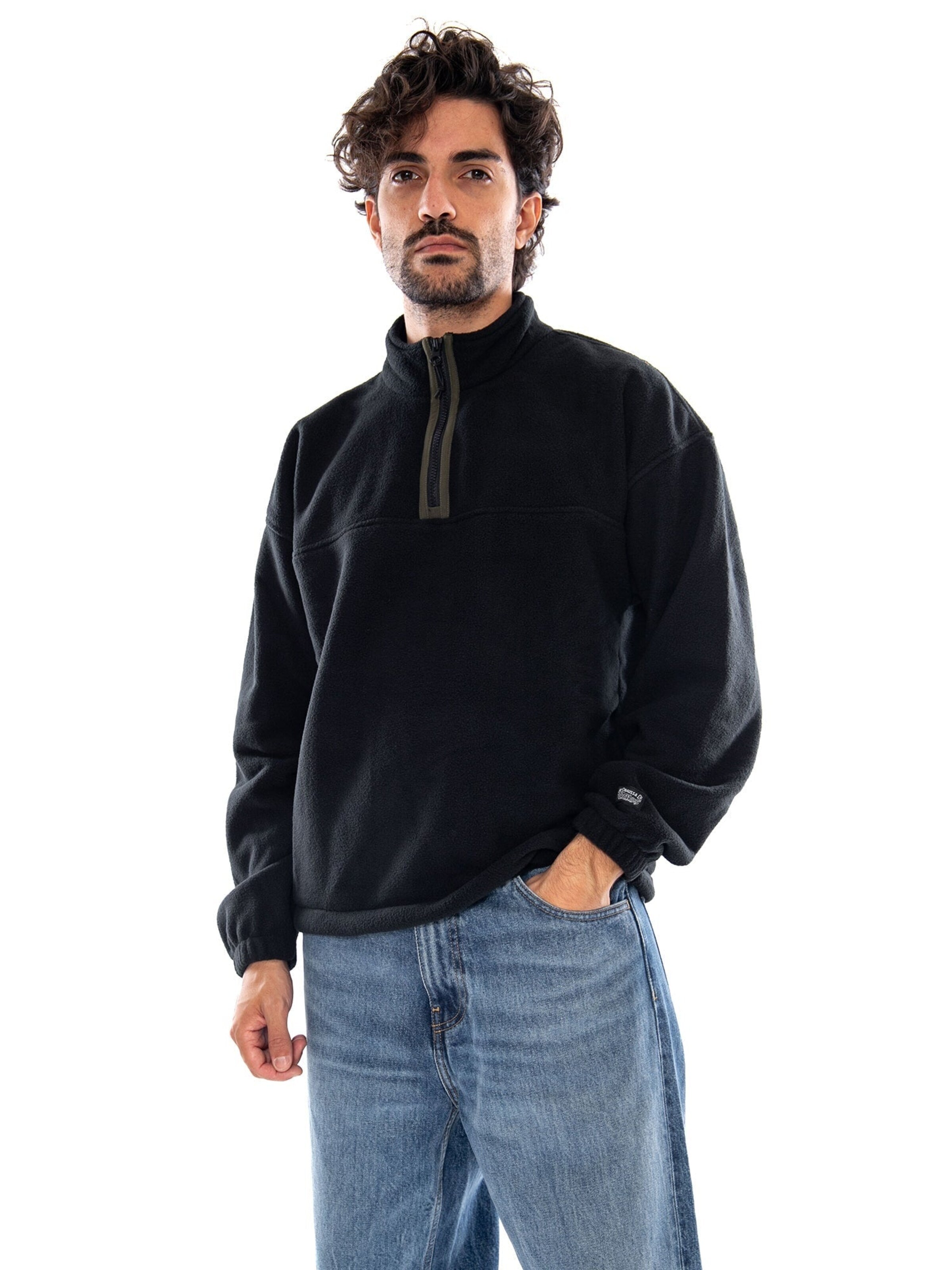 LEVI'S ® Sweatvest 'REDWOOD QUARTER ZIP JET BLACK' in Zwart: voorkant