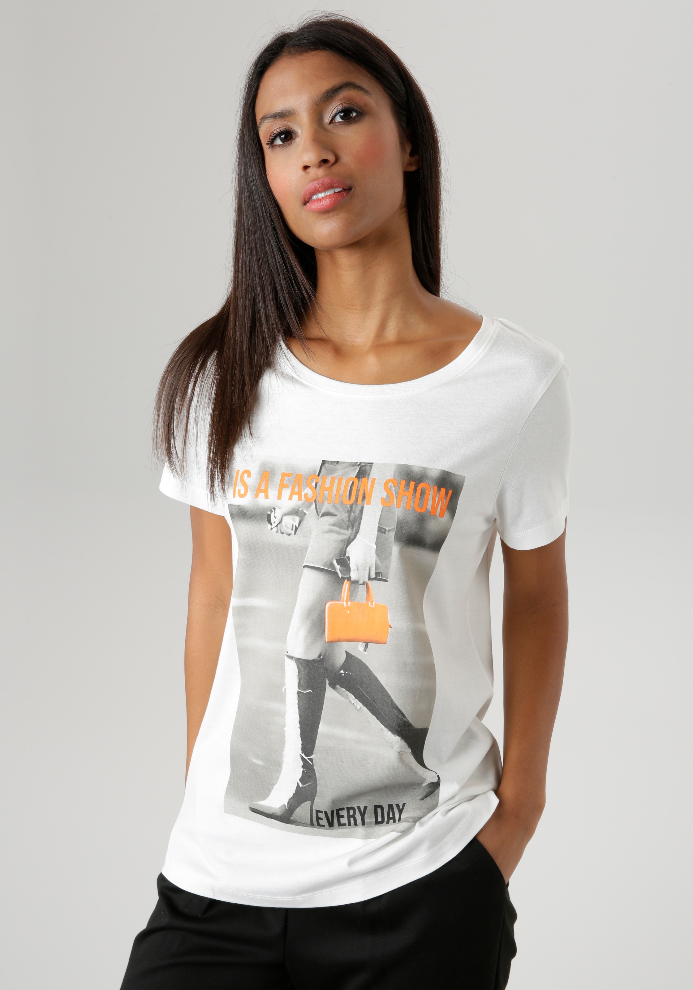 ABOUT in YOU White Aniston SELECTED Shirt |
