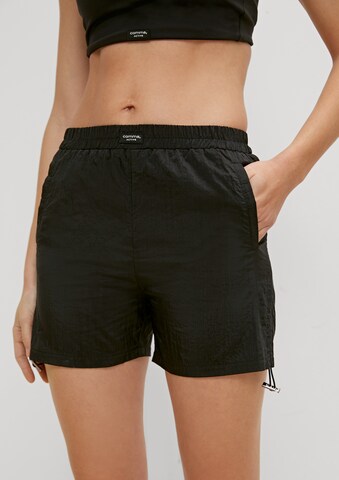 COMMA Regular Shorts in Schwarz