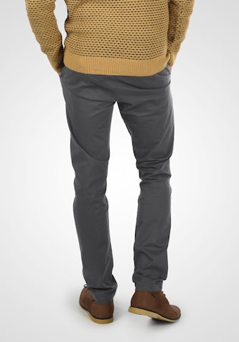 INDICODE JEANS - Regular Calças chino 'Penefal' em cinzento