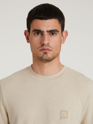 CHASIN' T-Shirt 'Ethan' in Beige