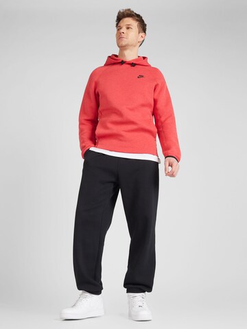 Nike Sportswear Sweatshirt in Red