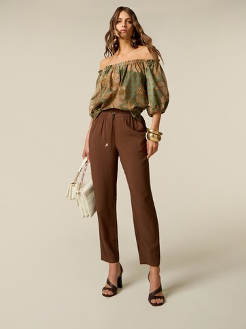 Loosefit Pantalon oltre en marron